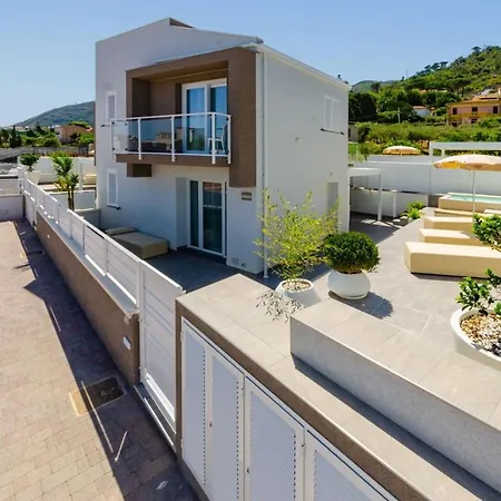Calanica Boutique Apartment Cefalù